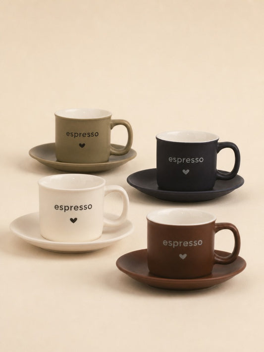LIVIA 4'lü Espresso Fincan Tabaklı Seti Kalp Detaylı