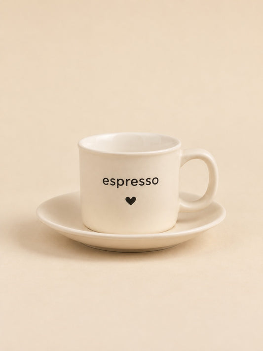 LIVIA 4'lü Espresso Fincan Tabaklı Seti Kalp Detaylı